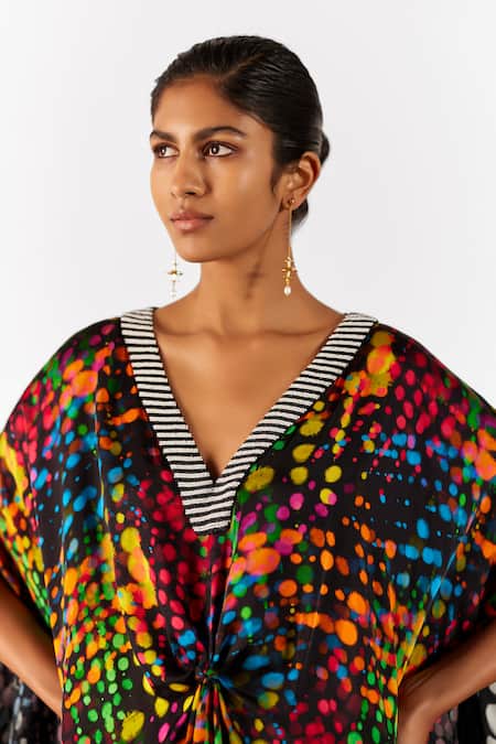 Shop Studio Rigu Black Velour Beads V-neck Wildflower Print Kimono With Pant Online at Aza Fashions Shop_Studio Rigu_Black Velour Beads V-neck Wildflower Print Kimono With Pant _Online_at_Aza_Fashions