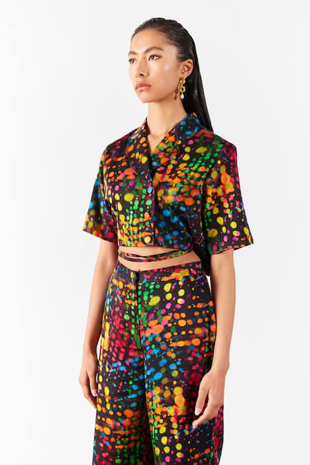 Buy Studio Rigu Black Velvet, Viscose Wildflower Print Crop Blazer With Pant Online at Aza Fashions Buy_Studio Rigu_Black Velvet, Viscose Wildflower Print Crop Blazer With Pant _Online_at_Aza_Fashions