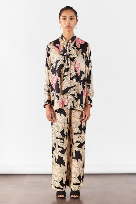 Shop Studio Rigu Black Velvet Sequins Collared Hazel Print Knot Shirt And Trouser at Aza Fashions Shop_Studio Rigu_Black Velvet Sequins Collared Hazel Print Knot Shirt And Trouser _at_Aza_Fashions