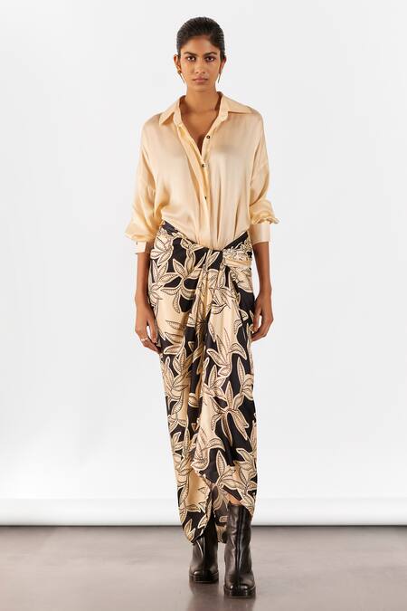 Studio Rigu Black Velvet Collared Vegan Silk Hazel Print Draped Maxi Shirt Dress Online at Aza Fashions Studio Rigu_Black Velvet Collared Vegan Silk Hazel Print Draped Maxi Shirt Dress _Online_at_Aza_Fashions