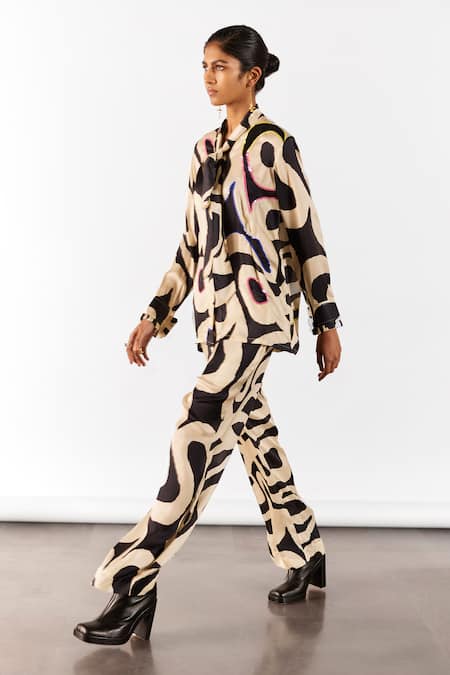 Studio Rigu Black Viscose, Silk Sequins V-neck Vegan Chestnut Print Knot Shirt With Pant Online at Aza Fashions Studio Rigu_Black Viscose, Silk Sequins V-neck Vegan Chestnut Print Knot Shirt With Pant _Online_at_Aza_Fashions