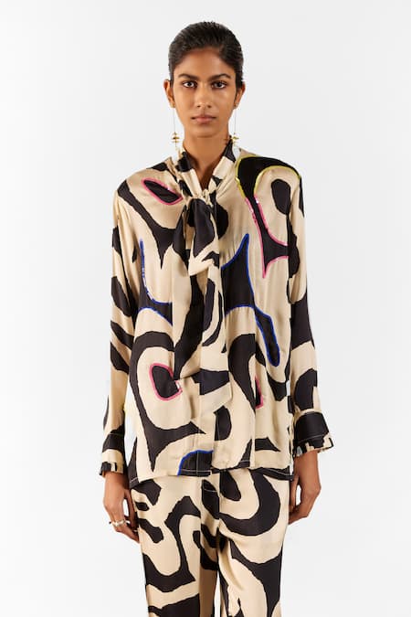 Buy Studio Rigu Black Viscose, Silk Sequins V-neck Vegan Chestnut Print Knot Shirt With Pant Online at Aza Fashions Buy_Studio Rigu_Black Viscose, Silk Sequins V-neck Vegan Chestnut Print Knot Shirt With Pant _Online_at_Aza_Fashions