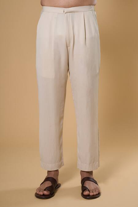 Taavare_Off White Tissue, Organza, Cotton Applique, Floral Paisley Print Kurta With Pant_at_Aza_Fashions