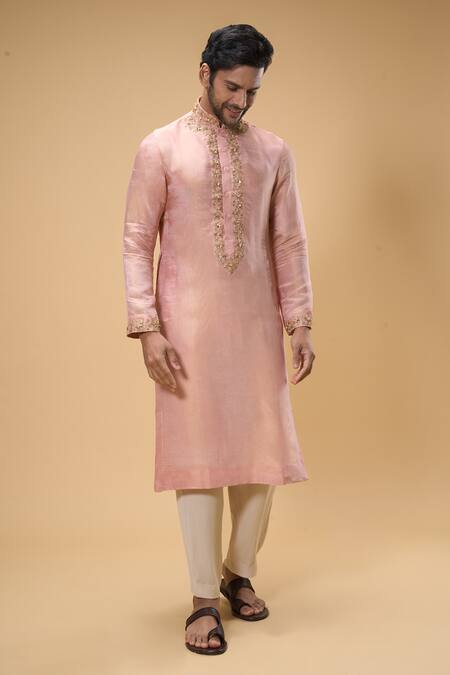 Shop Taavare Peach Tissue, Organza, Cotton Floral Threadwork Placement Kurta With Pant Online at Aza Fashions Shop_Taavare_Peach Tissue, Organza, Cotton Floral Threadwork Placement Kurta With Pant_Online_at_Aza_Fashions