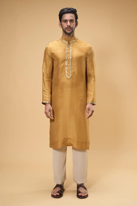 Buy_Taavare_Gold Tissue, Organza Sequins Placed Embellished Kurta With Pant_Online_at_Aza_Fashions