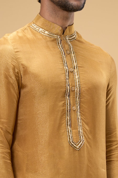 Taavare_Gold Tissue, Organza Sequins Placed Embellished Kurta With Pant_at_Aza_Fashions