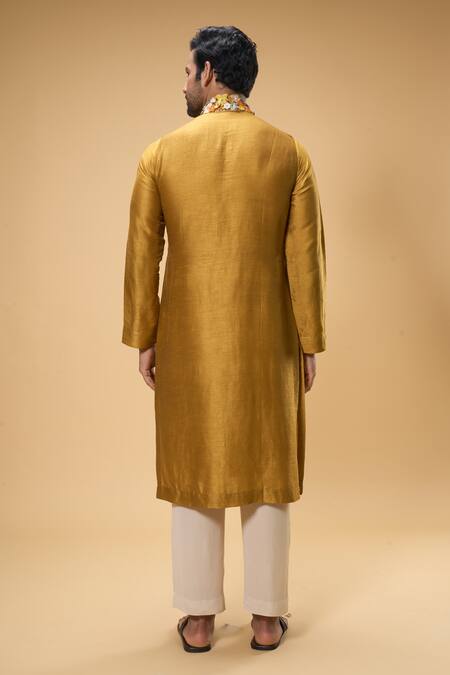 Shop Taavare Gold Ramie, Cotton Embroidery Placed Floral Applique Kurta With Pant at Aza Fashions Shop_Taavare_Gold Ramie, Cotton Embroidery Placed Floral Applique Kurta With Pant_at_Aza_Fashions