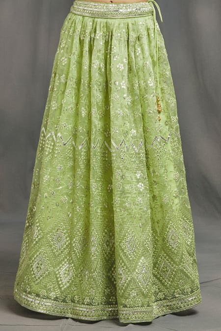 Naintara Bajaj Green Organza Embroidery V-neck Geometric And Floral Lehenga Set at Aza Fashions Naintara Bajaj_Green Organza Embroidery V-neck Geometric And Floral Lehenga Set _at_Aza_Fashions