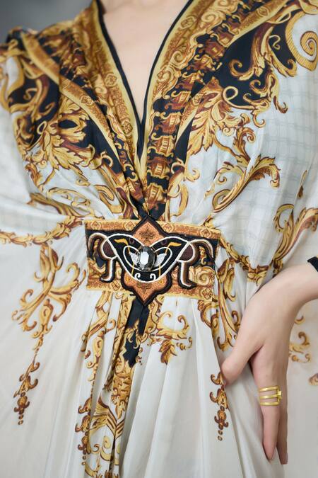 Buy_Rajdeep Ranawat_Black Silk Beads V-neck Imama Regal Print Kaftan 