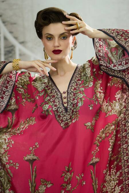 Shop_Rajdeep Ranawat_Pink V-neck Gufrina Garden Print Kaftan 