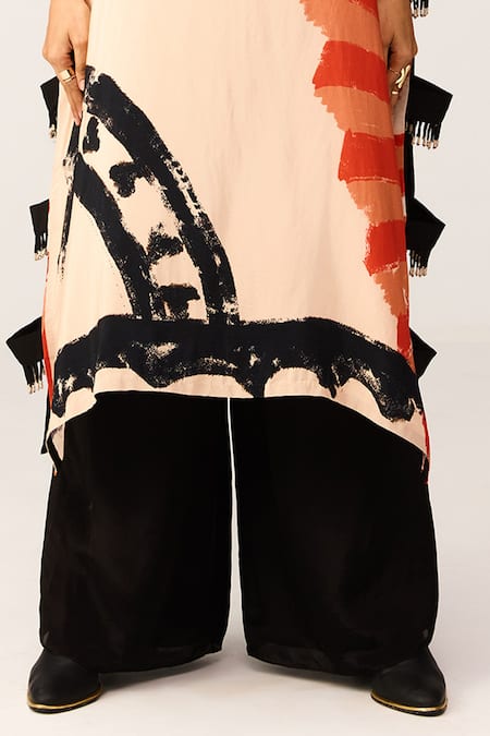 Buy_Label Shristi Chetani_Beige Boat Neck Abstract Print Kaftan And Pant Set_Online_at_Aza_Fashions