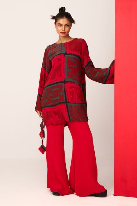 LABEL SHRISTI CHETANI Red Crepe Printed Round Neck Top With Flared Pant