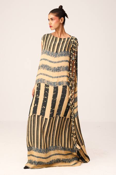 Label Shristi Chetani_Black Crepe Fringe Scoop Neck Linear Print Pleated Dress _Online_at_Aza_Fashions