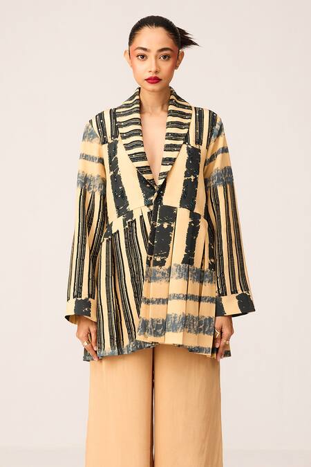 Label Shristi Chetani Beige Crepe Sequins, Beads Embroidered Pleated Blazer With Pant Online at Aza Fashions Label Shristi Chetani_Beige Crepe Sequins, Beads Embroidered Pleated Blazer With Pant_Online_at_Aza_Fashions
