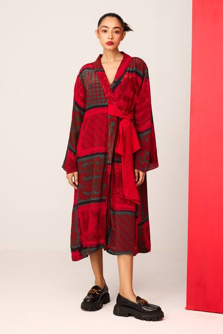 Label Shristi Chetani_Red Crepe Bandeau Neck Printed Kimono Dress_Online_at_Aza_Fashions