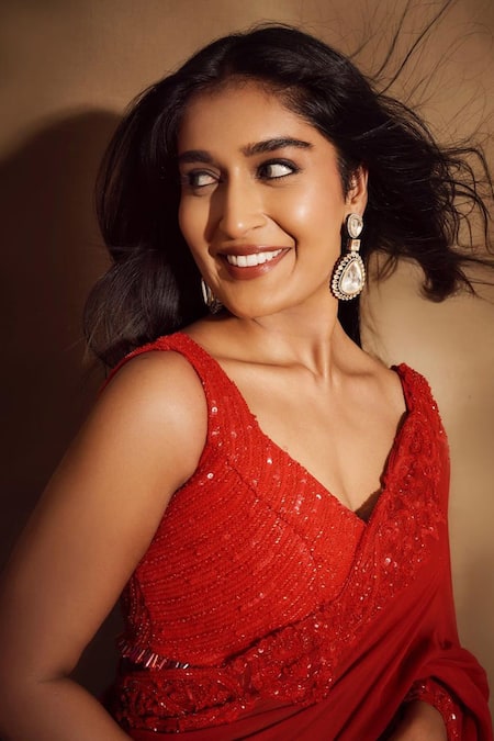 Premya By Manishii_Red Georgette, Tulle Beads, Sequins V-neck Paisley Embroidered Saree With Blouse _Online_at_Aza_Fashions