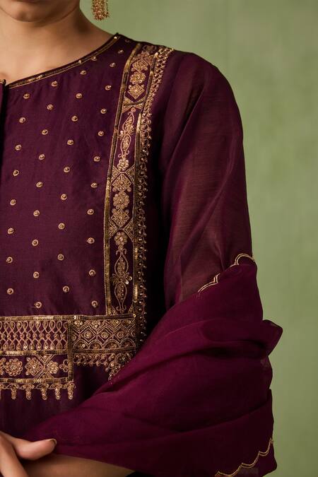 Shop_Sureena Chowdhri_Wine Silk, Chanderi, Organza Beads Round Neck Mughal Jaal Kurta Set_Online_at_Aza_Fashions