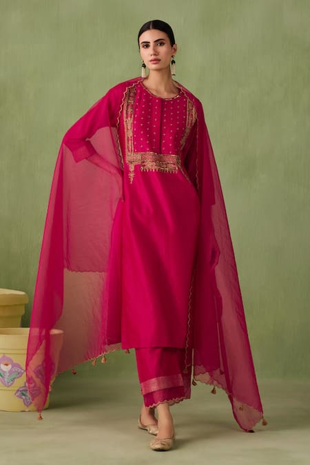 Sureena Chowdhri Magenta Kurta And Palazzo Silk Chanderi Embroidered Antique Mughal Jaal Work Set 