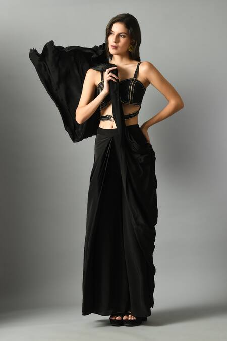 Fishcanfly_Black Crepe, Silk Moonshine Pre-draped Saree _Online_at_Aza_Fashions