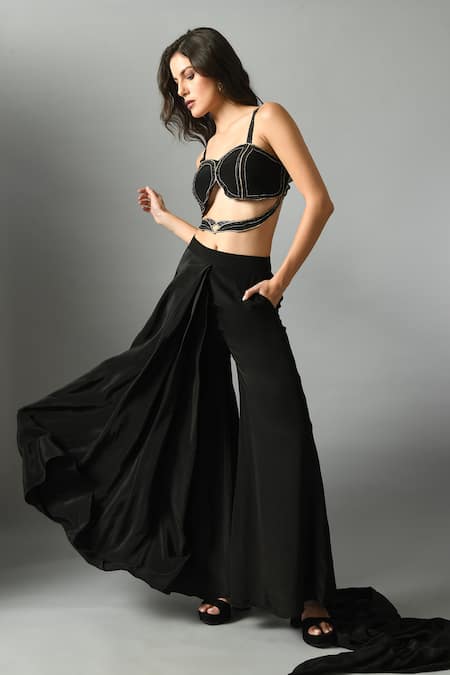 Buy_Fishcanfly_Black Crepe, Silk Moonshine Pre-draped Saree _Online_at_Aza_Fashions