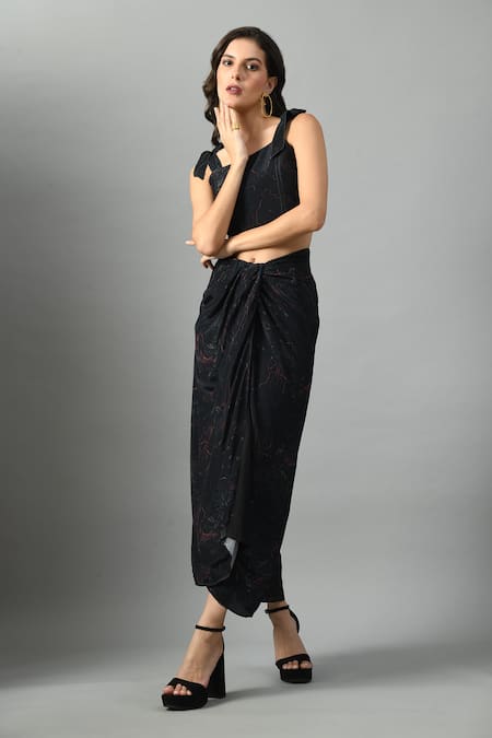 Fishcanfly_Black Crepe Printed Abstract Alice In Wondersea Pattern Draped Skirt _Online_at_Aza_Fashions