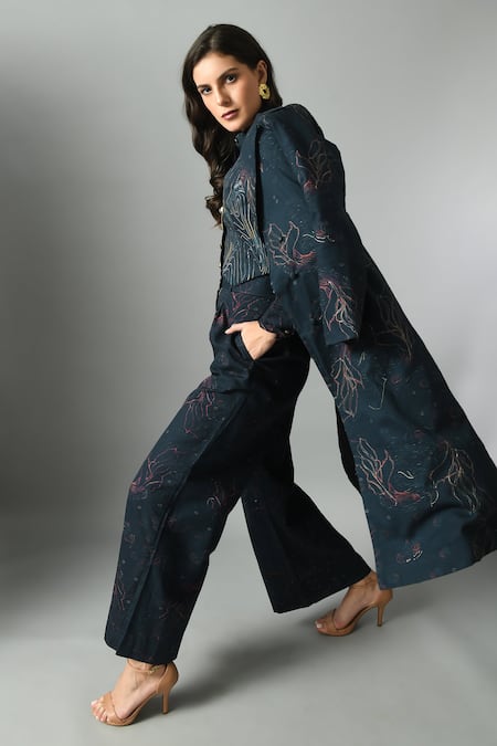 Buy Fishcanfly Blue Linen Embroidery, Zari Collared Alice In Wondersea Printed Trench Jacket Buy_Fishcanfly_Blue Linen Embroidery, Zari Collared Alice In Wondersea Printed Trench Jacket