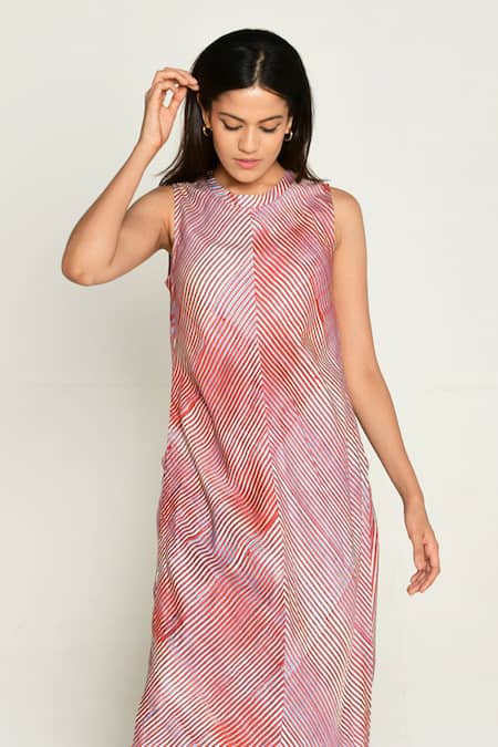 Rias Jaipur_Multi Color Cotton Round Neck Plosky Cloud Print Kurta _Online_at_Aza_Fashions