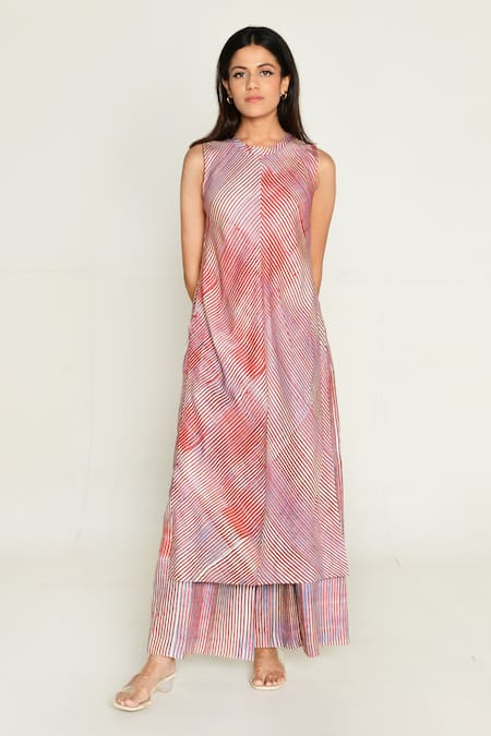 Buy_Rias Jaipur_Multi Color Cotton Round Neck Plosky Cloud Print Kurta _Online_at_Aza_Fashions