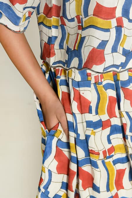 Rias Jaipur_Multi Color Linen Escher Print Skirt _at_Aza_Fashions
