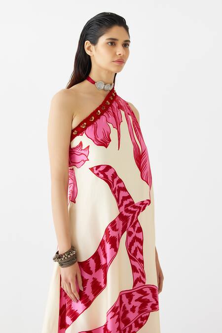 Buy Studio Rigu Pink Velvet, Silk Fringe, Embroidery Aphrodite Print Vegan Tunic With Pant Online at Aza Fashions Buy_Studio Rigu_Pink Velvet, Silk Fringe, Embroidery Aphrodite Print Vegan Tunic With Pant _Online_at_Aza_Fashions