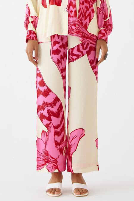 Studio Rigu Pink Sequins Collared Aphrodite Print Vegan Silk Shirt With Trouser Online at Aza Fashions Studio Rigu_Pink Sequins Collared Aphrodite Print Vegan Silk Shirt With Trouser _Online_at_Aza_Fashions