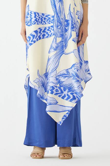 Studio Rigu Blue Velvet, Velour Embroidery Vegan Silk Aphrodite Print Tunic With Pant Online at Aza Fashions Studio Rigu_Blue Velvet, Velour Embroidery Vegan Silk Aphrodite Print Tunic With Pant _Online_at_Aza_Fashions