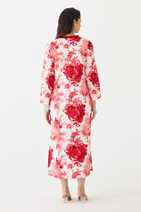 Shop Studio Rigu Red Cotton Embroidery Round Neck Floral Chintz Print Kurta at Aza Fashions Shop_Studio Rigu_Red Cotton Embroidery Round Neck Floral Chintz Print Kurta _at_Aza_Fashions