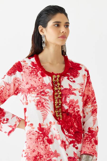 Studio Rigu Red Cotton Embroidery Round Neck Floral Chintz Print Kurta Online at Aza Fashions Studio Rigu_Red Cotton Embroidery Round Neck Floral Chintz Print Kurta _Online_at_Aza_Fashions