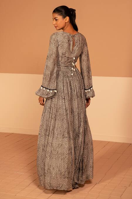 Shop Kelaayah Black Chiffon V-neck Chevron Print Maxi Dress at Aza Fashions Shop_Kelaayah_Black Chiffon V-neck Chevron Print Maxi Dress_at_Aza_Fashions