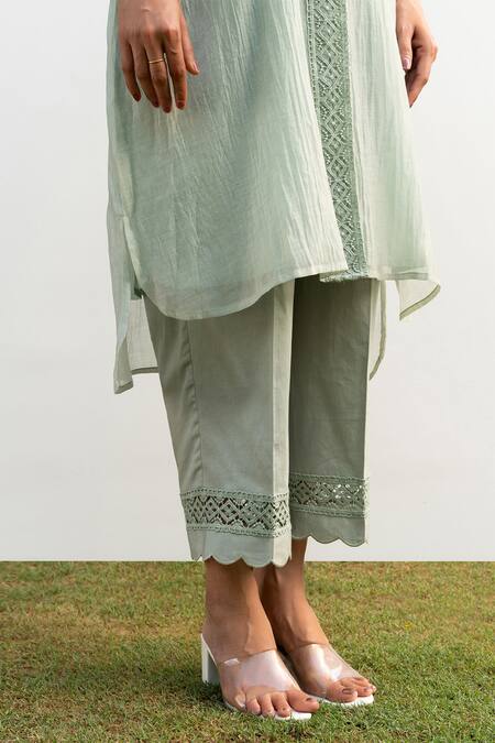 Shop OMI Green Chanderi, Cotton Satin Lace, Embroidery Floral Work Kurta Pant Set Online at Aza Fashions Shop_OMI_Green Chanderi, Cotton Satin Lace, Embroidery Floral Work Kurta Pant Set _Online_at_Aza_Fashions