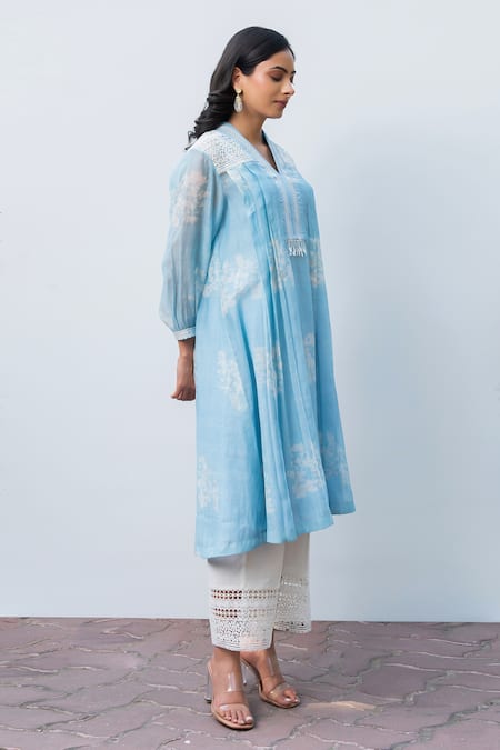 Shop OMI Blue Chanderi, Cotton Lace, Embroidery V-neck Printed Kurta Pant Set Online at Aza Fashions Shop_OMI_Blue Chanderi, Cotton Lace, Embroidery V-neck Printed Kurta Pant Set _Online_at_Aza_Fashions