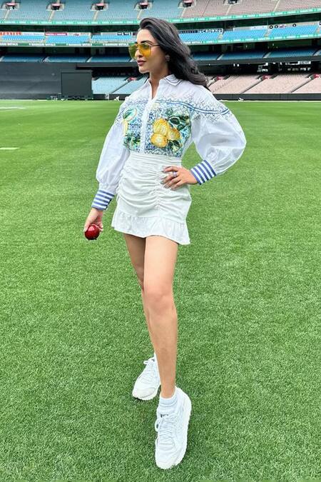 Urban Life_White Cotton Poplin Machine Embroidery Lemon Collar Shirt _Online_at_Aza_Fashions