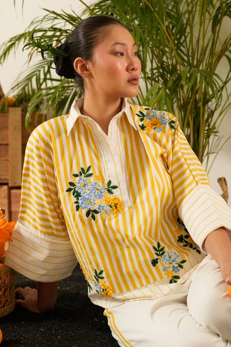 Buy_Urban Life_Yellow Cotton Poplin Machine Embroidery Floral Collar Shirt 