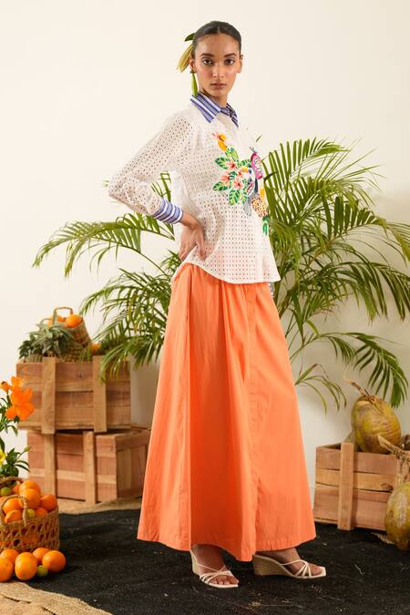 Urban Life White Cotton, Poplin Embroidery Collared Flora And Fauna Schiffli Shirt at Aza Fashions Urban Life_White Cotton, Poplin Embroidery Collared Flora And Fauna Schiffli Shirt _at_Aza_Fashions