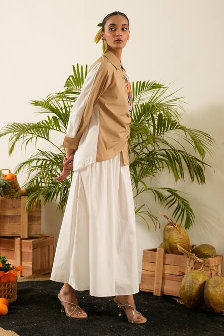 Urban Life Brown Cotton Poplin Machine Embroidery Floral Collar Ruched Patchwork Shirt at Aza Fashions Urban Life_Brown Cotton Poplin Machine Embroidery Floral Collar Ruched Patchwork Shirt _at_Aza_Fashions