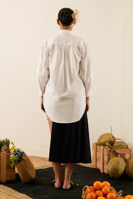 Shop Urban Life White Cotton Patchwork Collared Poplin Print Shirt at Aza Fashions Shop_Urban Life_White Cotton Patchwork Collared Poplin Print Shirt_at_Aza_Fashions