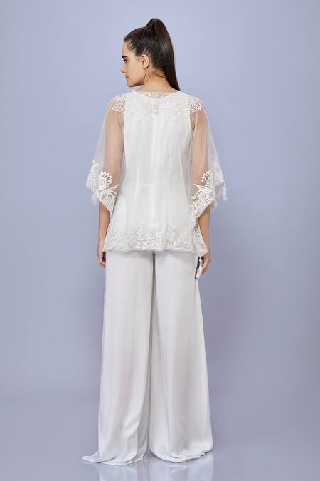 Shop Dilnaz Ivory Net Embroidered Thread Kaftan And Jumpsuit Plung V Hand & Set at Aza Fashions Shop_Dilnaz_Ivory Net Embroidered Thread Kaftan And Jumpsuit Plung V Hand & Set_at_Aza_Fashions