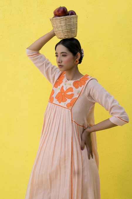 Nimbu Mirchi_Peach Cotton, Kota Doria Fleur Patch Embroidered Gathered Anarkali With Palazzo _Online_at_Aza_Fashions