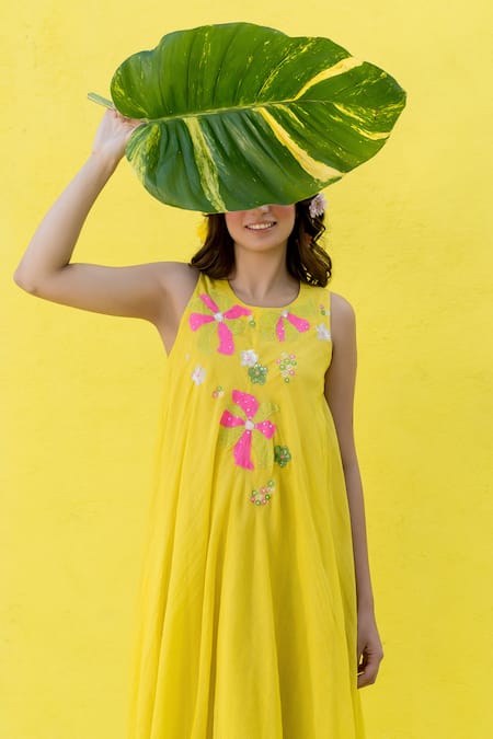 Nimbu Mirchi_Yellow Cotton, Kota Doria Sequins Round Florence Patch Embroidered Midi Dress _Online_at_Aza_Fashions