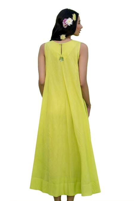 Nimbu Mirchi_Green Cotton, Kota Doria Embroidery, Sequins Round Neck Flora Patch Midi Dress _at_Aza_Fashions