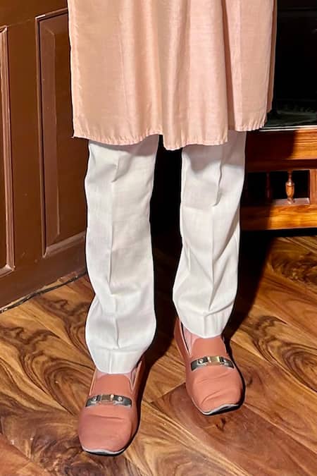 The House Of Diwans_Peach Cotton, Silk Applique Leather Bundi Kurta Set _at_Aza_Fashions