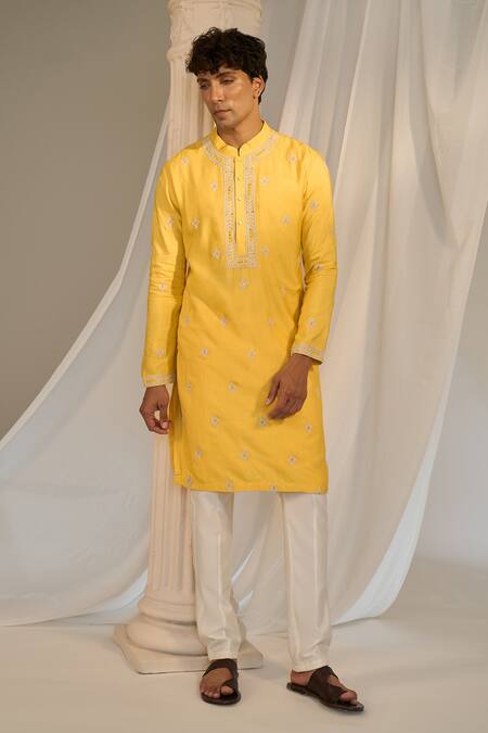 Soniya G X AZA_Yellow Handloom Cotton Embroidery Floral Kurta Set _at_Aza_Fashions