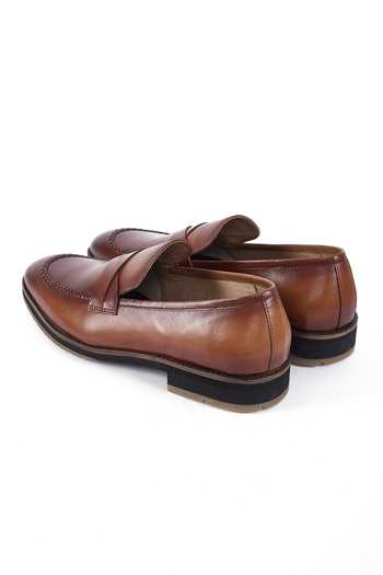 Hats Off Accessories Brown Solid Slip-on Loafers Online at Aza Fashions Hats Off Accessories_Brown Solid Slip-on Loafers_Online_at_Aza_Fashions