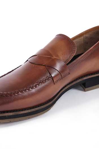 Buy Hats Off Accessories Brown Solid Slip-on Loafers Buy_Hats Off Accessories_Brown Solid Slip-on Loafers